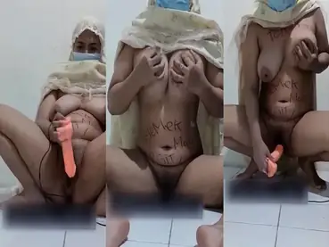 Bokep Jilbab Jameela Pakai Mukena Bersetubuh Puas poster