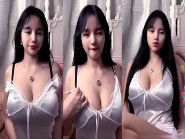 Kienzy TikTok Goyang Hot Geter Naik Turun 2026 poster